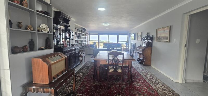 5 Bedroom Property for Sale in Hersham Western Cape